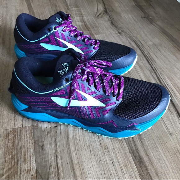 brooks caldera womens size 8